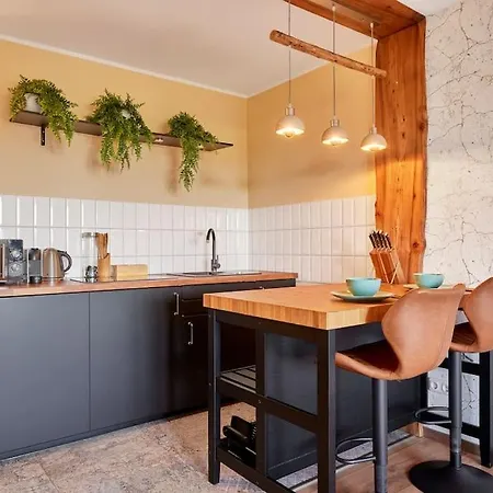 Ferienwohnung *Neues Loft*- Nahe Frankfurter Flughafen + Bahnhof Neu-Isenburg Exterior foto